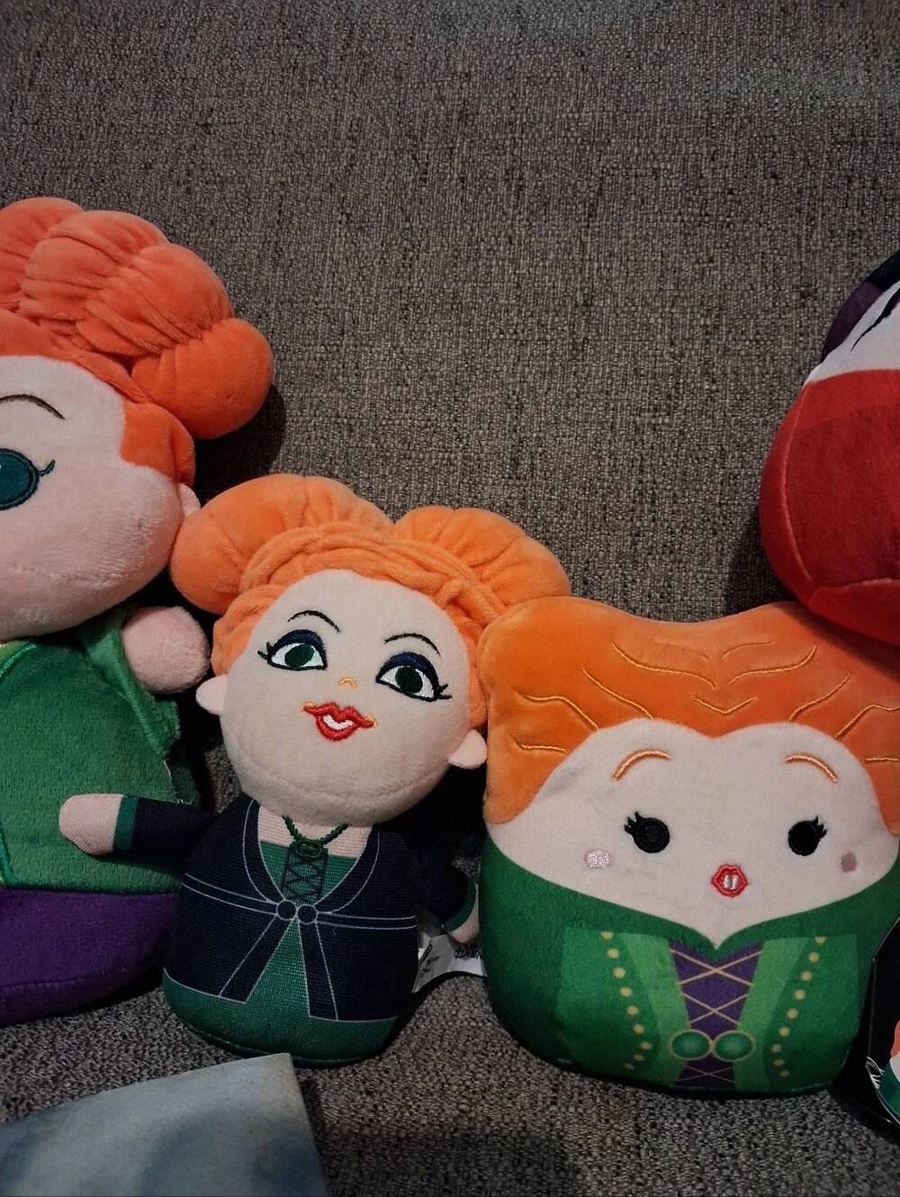 Disney Hocus Pocus Lot Book Plush Sign